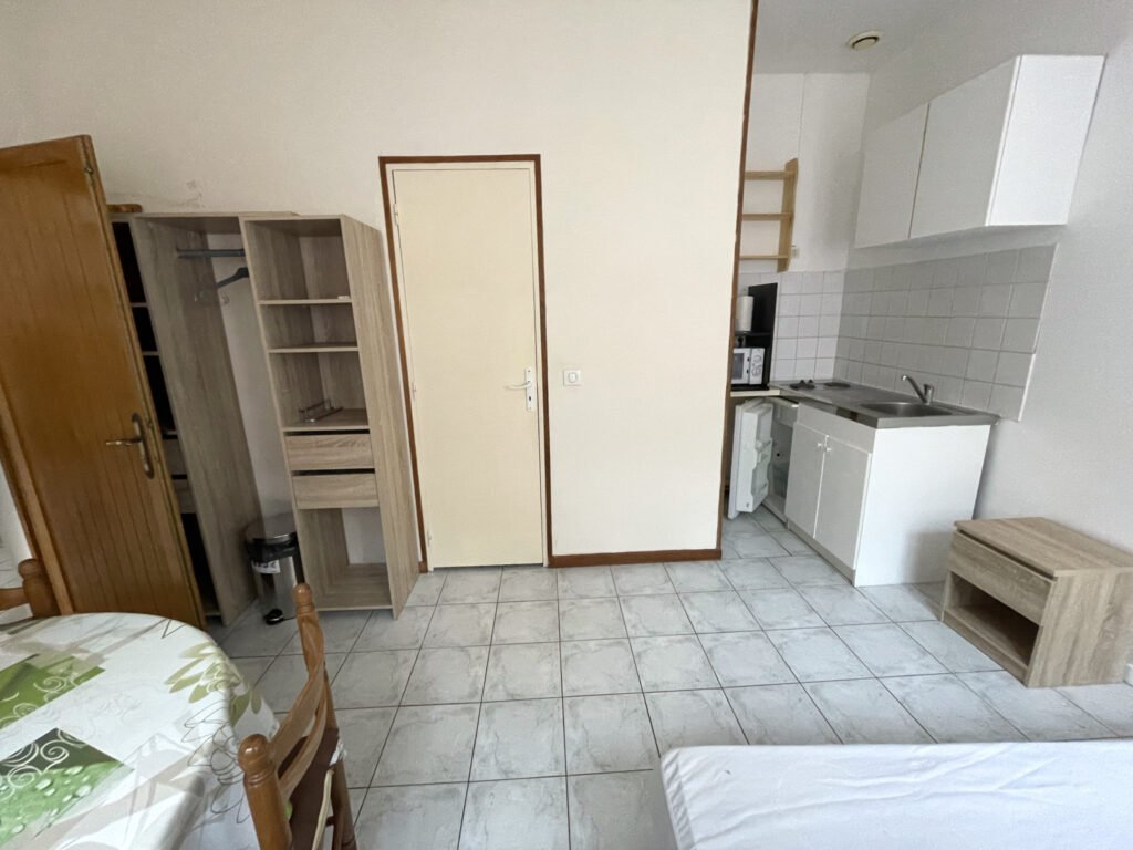 Studio dans petite copropriété bénévole