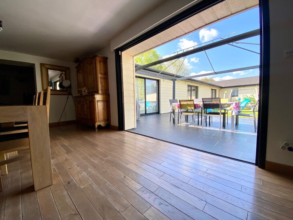 Maison plain pied à Homblières 260 m2 4 chambres 2 salles de