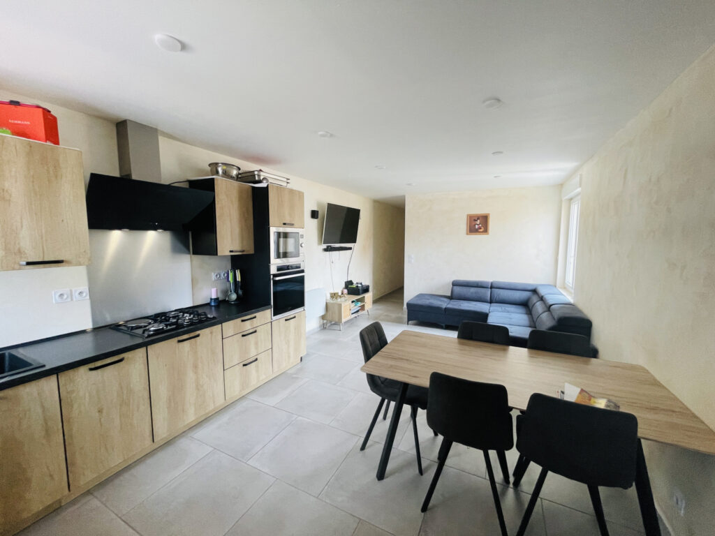 Maison de plain-pied, 65 m2, Faubourg d’isle