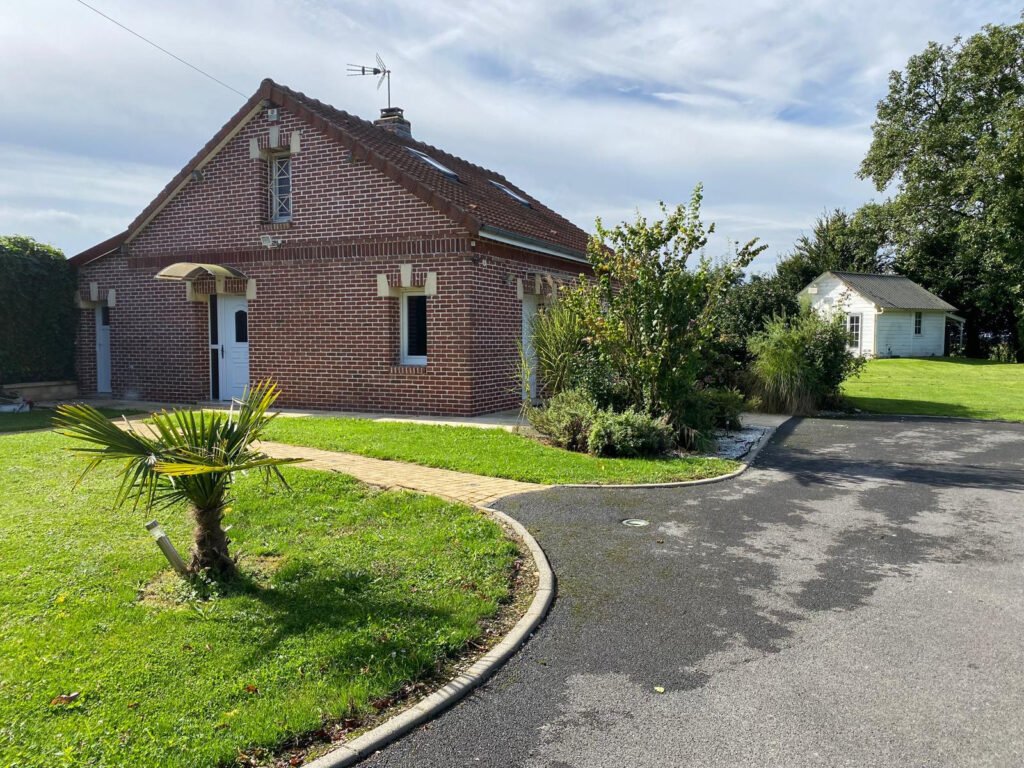 Maison 4 chambres Piscine Garage 5000 m2
