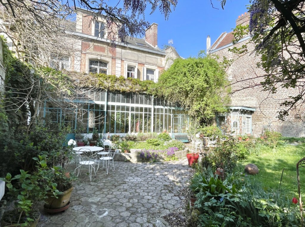 Maison bourgeoise centre ville de Saint-Quentin