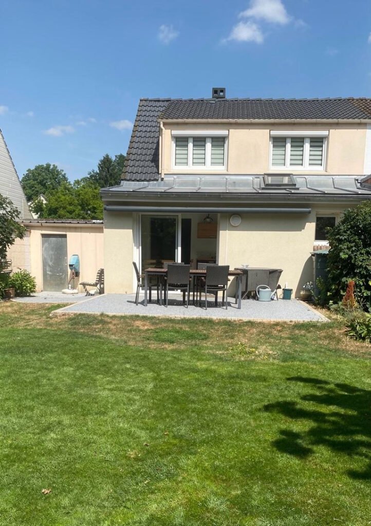 Maison familiale avec jardin et garage   quartier calme Sai