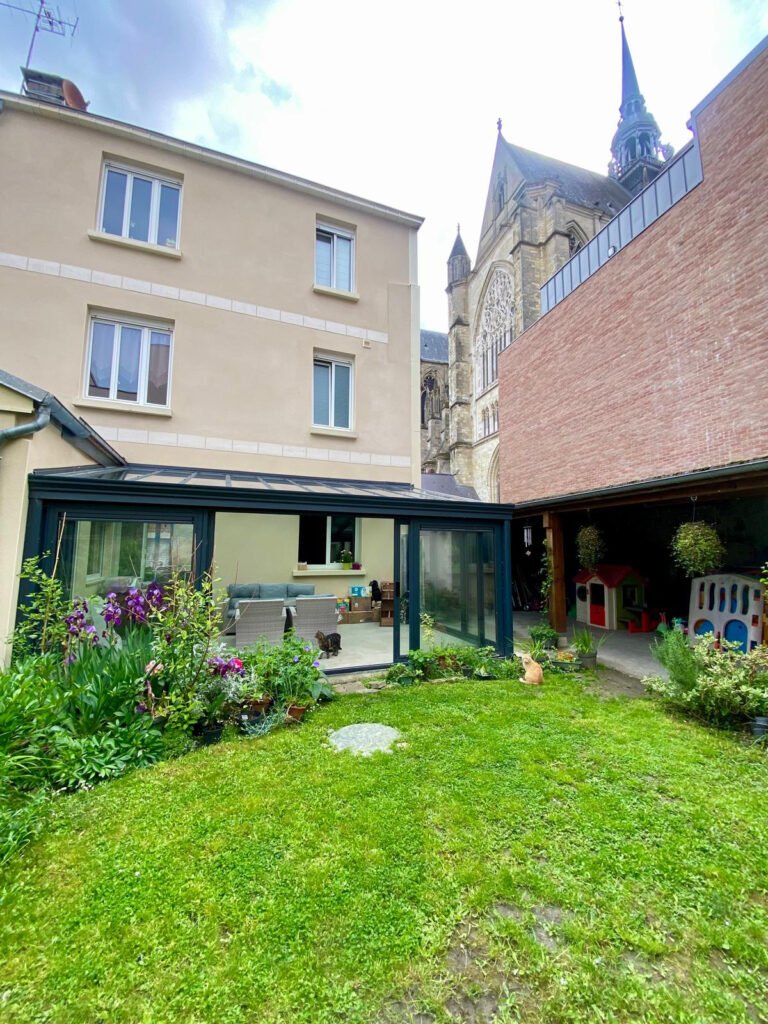 CV SAINT-QUENTIN maison 7 chambres avec jardin garage